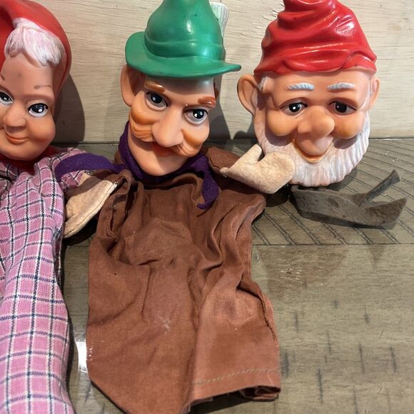 Vintage German rubber head puppets Home puppet theater 1950s Toy - Picture 4 of 6